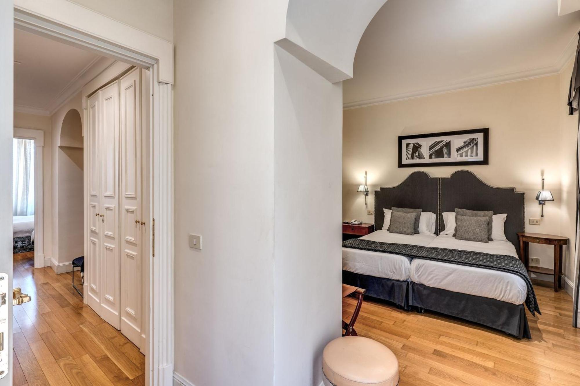 Via Napoli Apartments Roma Ngoại thất bức ảnh